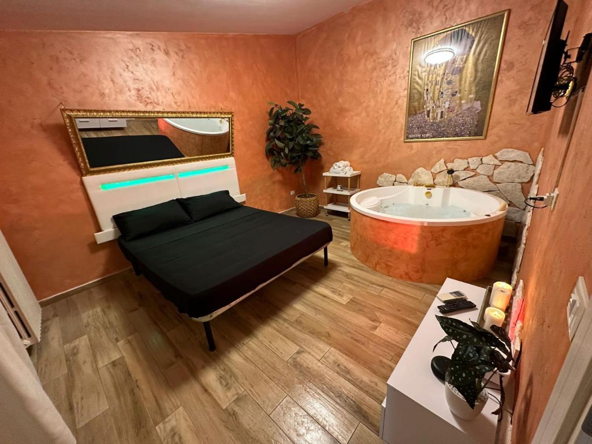 Atena Apartments B&B Gold 佩斯卡拉 外观 照片
