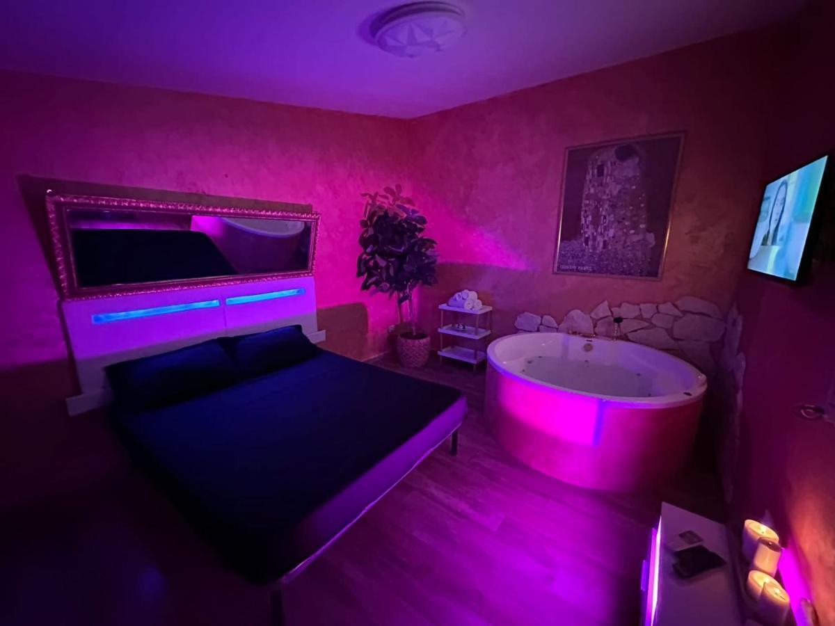 Atena Apartments B&B Gold 佩斯卡拉 外观 照片