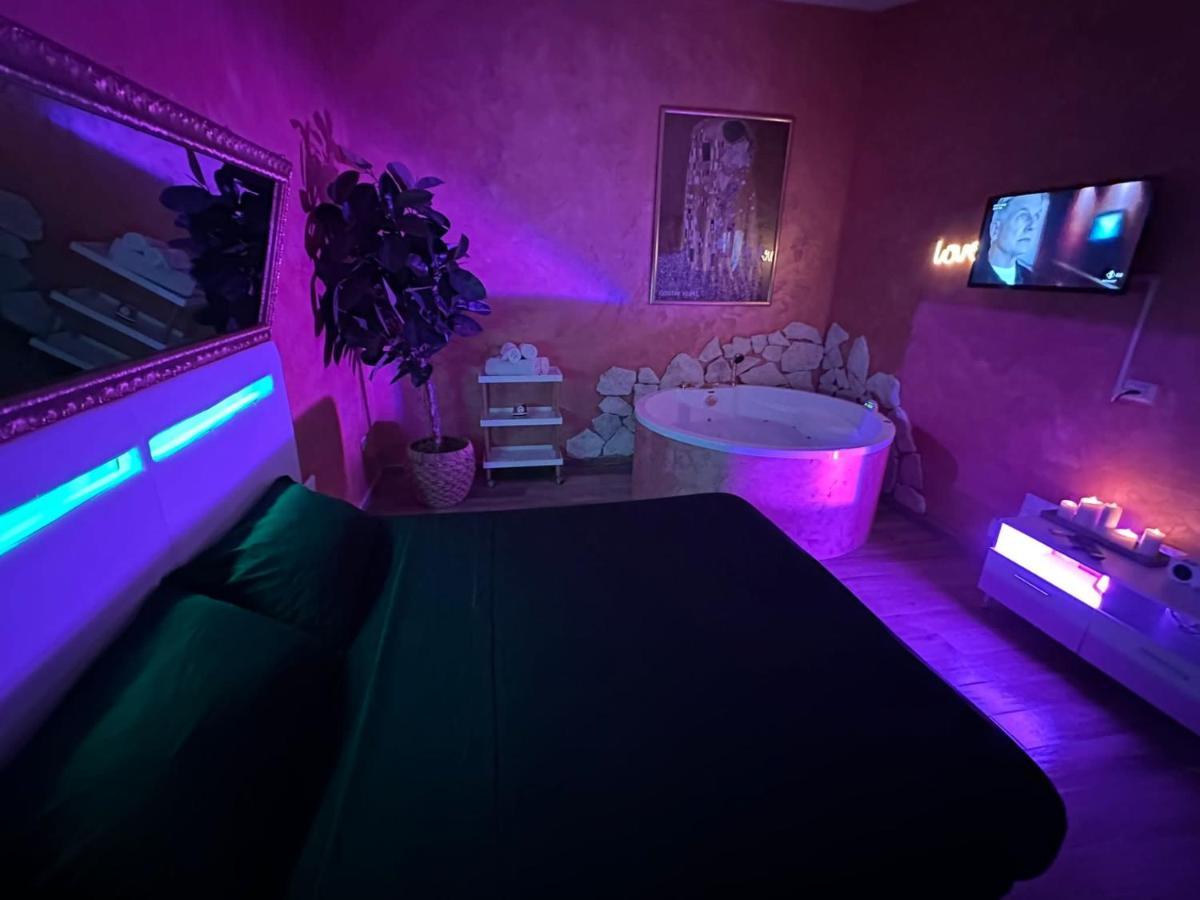 Atena Apartments B&B Gold 佩斯卡拉 外观 照片