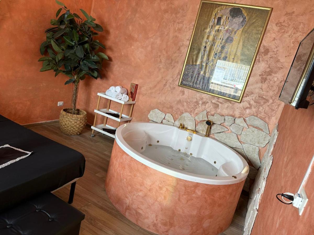 Atena Apartments B&B Gold 佩斯卡拉 外观 照片